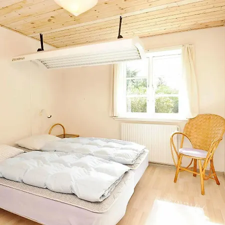 Three-bedroom Holiday In 57 Holiday home