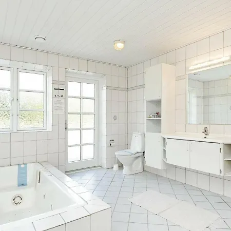 Three-bedroom Holiday In 57 Holiday home Blavand
